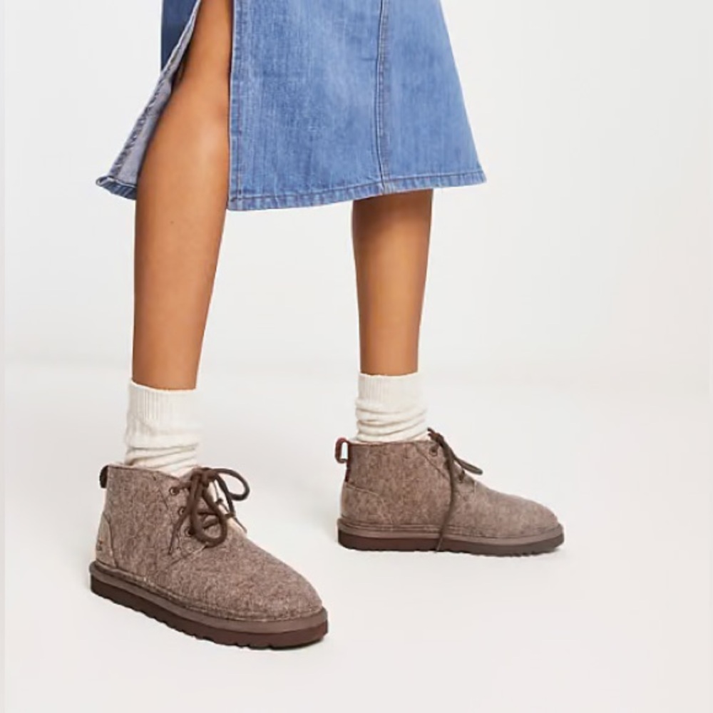 UGG Refelt Neumel Boots - size 8 (39)
